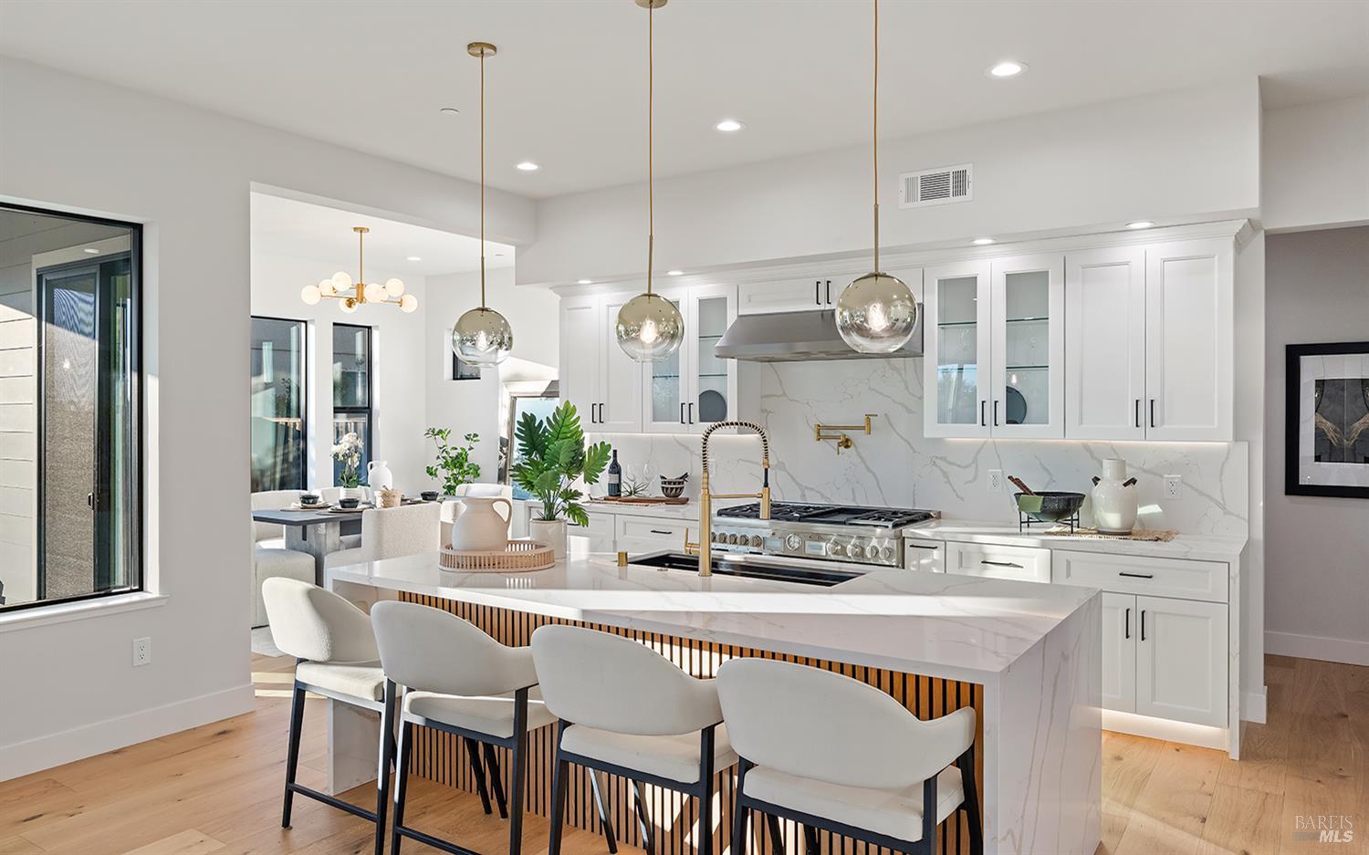 Detail Gallery Image 21 of 53 For 3749 Sawgrass Pl, Santa Rosa,  CA 95403 - 4 Beds | 4 Baths