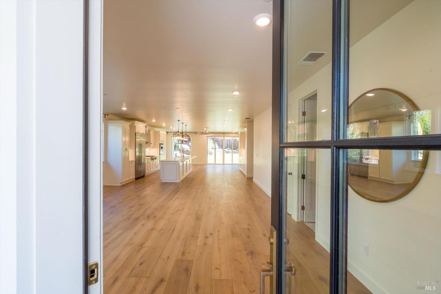 Detail Gallery Image 13 of 87 For 1980 Bent Tree Pl, Santa Rosa,  CA 95404 - 4 Beds | 3 Baths