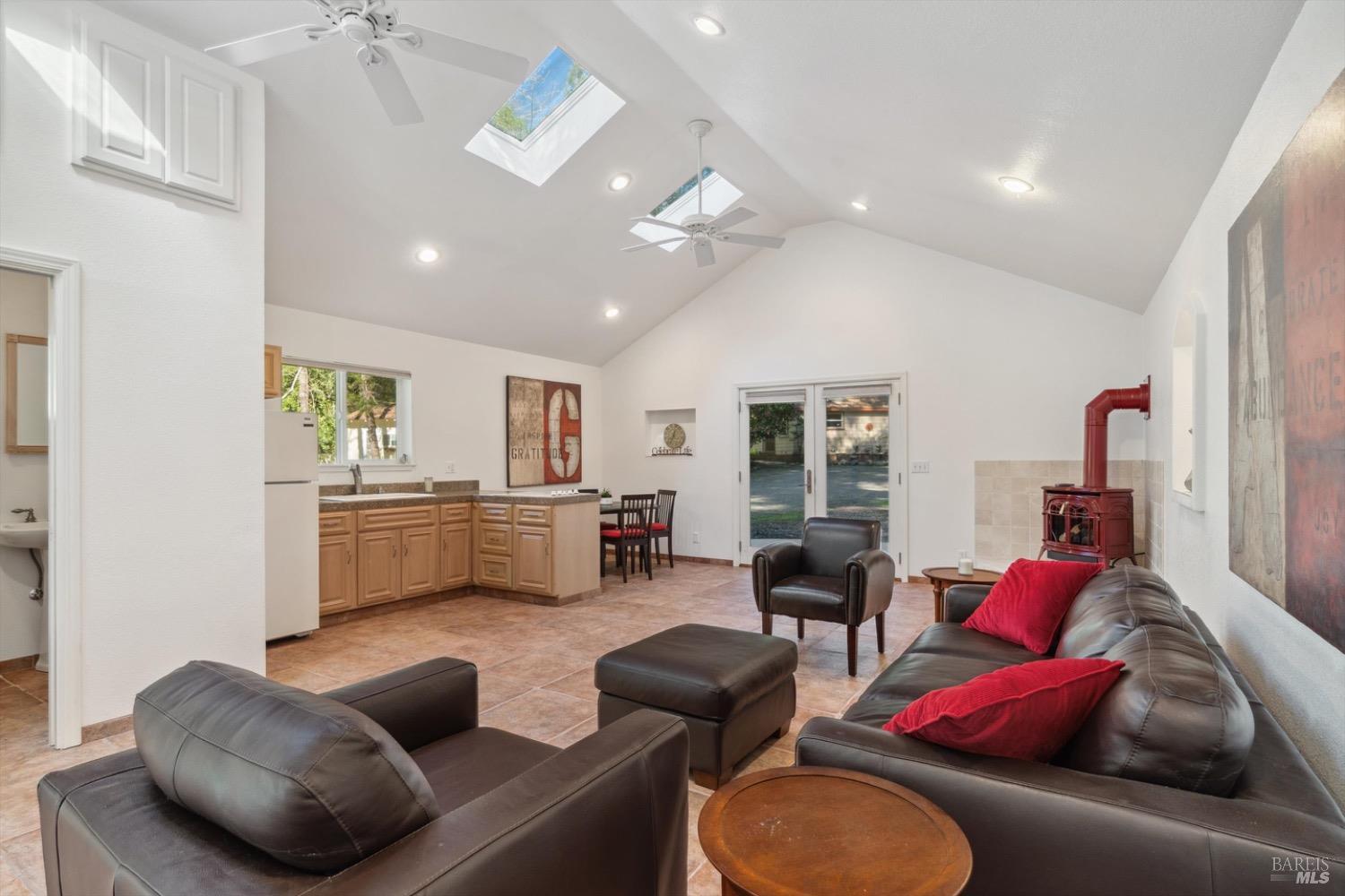 Detail Gallery Image 27 of 50 For 3150 Calistoga Rd, Santa Rosa,  CA 95404 - – Beds | – Baths