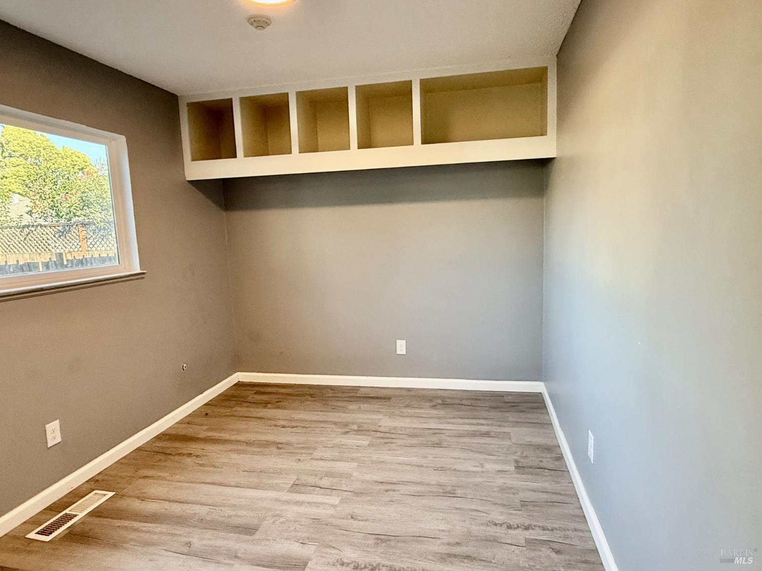 Detail Gallery Image 12 of 18 For 300 Stony Point Rd #191,  Santa Rosa,  CA 95401 - 2 Beds | 1/1 Baths