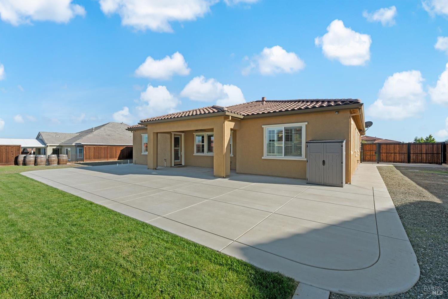 Detail Gallery Image 80 of 97 For 6012 Peacock Ct, Vacaville,  CA 95688 - 3 Beds | 3/1 Baths