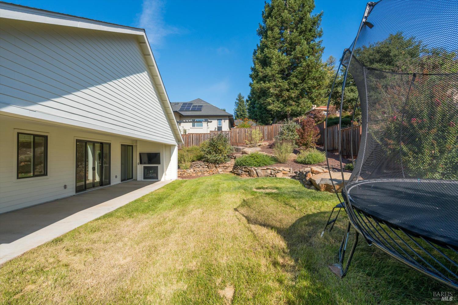 Detail Gallery Image 73 of 87 For 1980 Bent Tree Pl, Santa Rosa,  CA 95404 - 4 Beds | 3 Baths