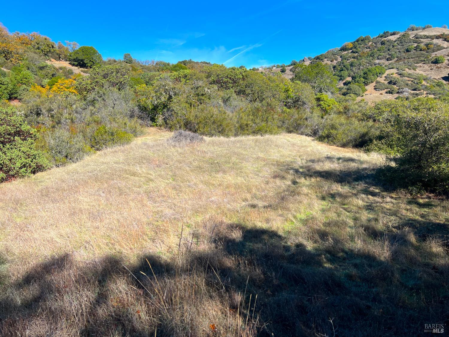 Detail Gallery Image 6 of 16 For 5290 Butler Ranch Rd, Ukiah,  CA 95482 - – Beds | – Baths