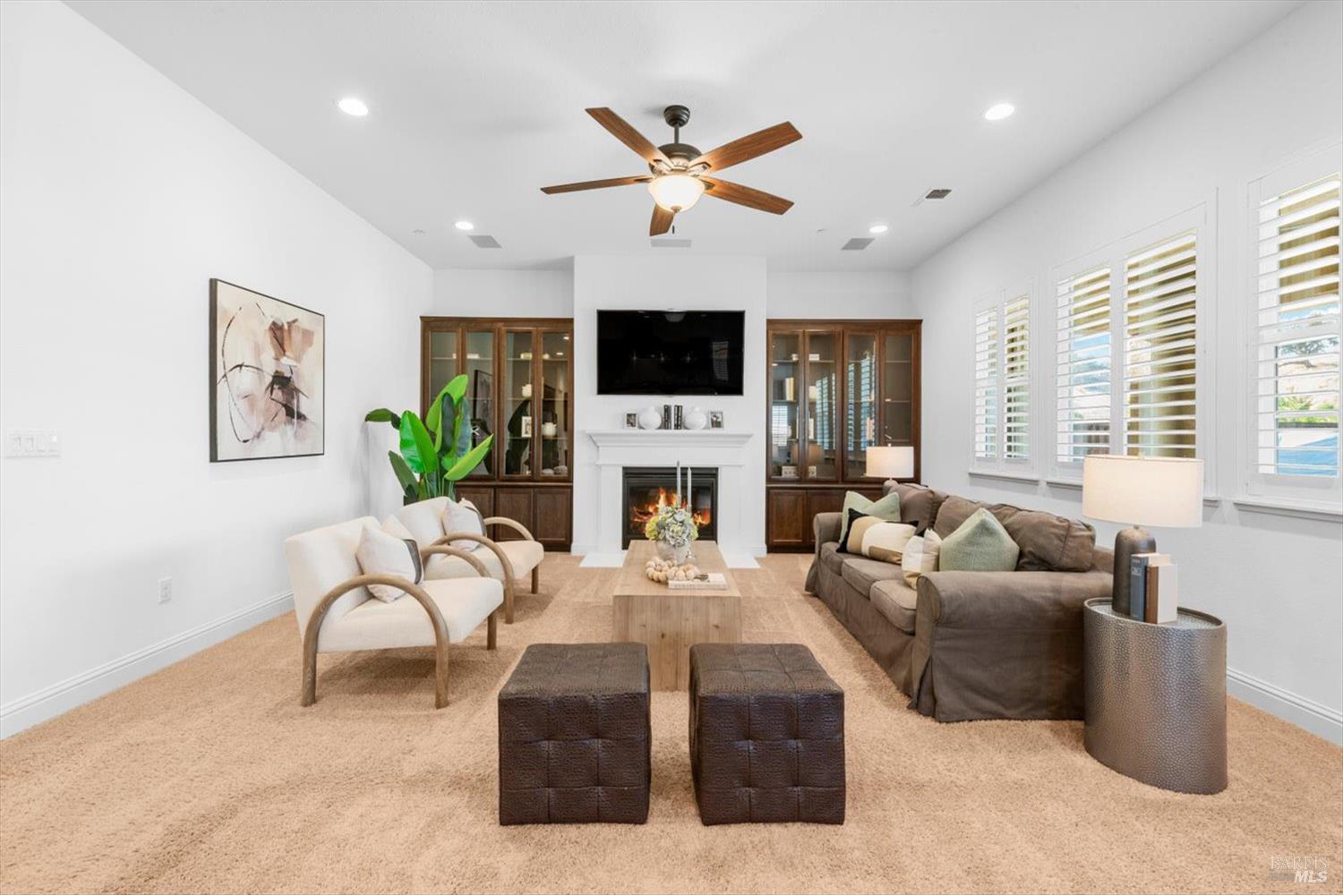 Detail Gallery Image 23 of 97 For 6012 Peacock Ct, Vacaville,  CA 95688 - 3 Beds | 3/1 Baths