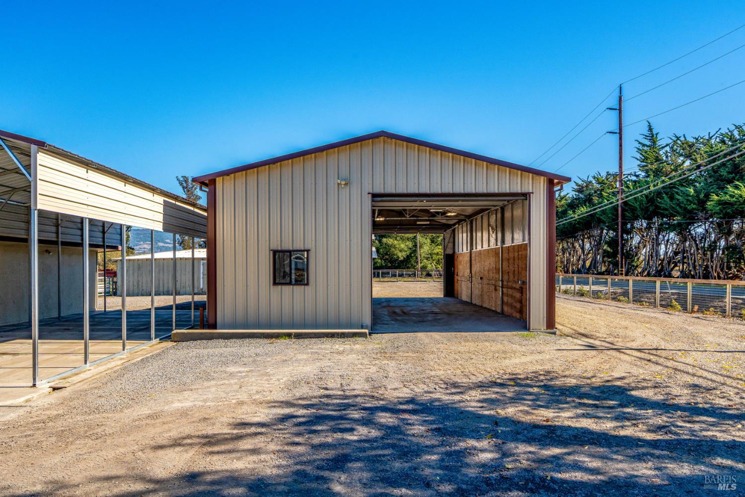 Detail Gallery Image 5 of 78 For 505 E Railroad Ave, Cotati,  CA 94931 - 4 Beds | 2 Baths