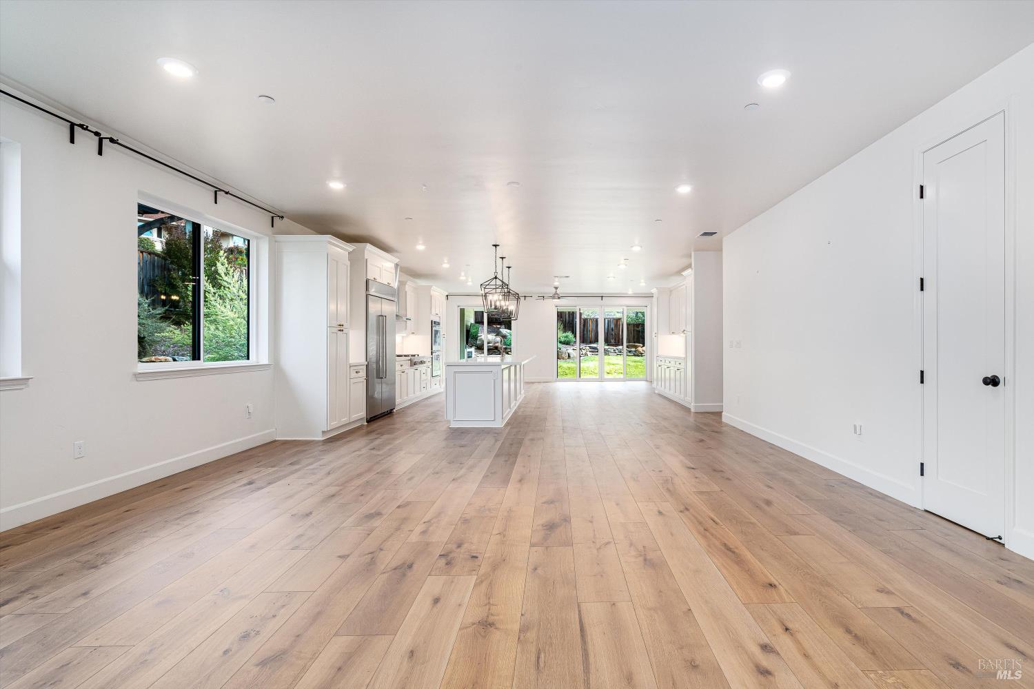 Detail Gallery Image 22 of 87 For 1980 Bent Tree Pl, Santa Rosa,  CA 95404 - 4 Beds | 3 Baths