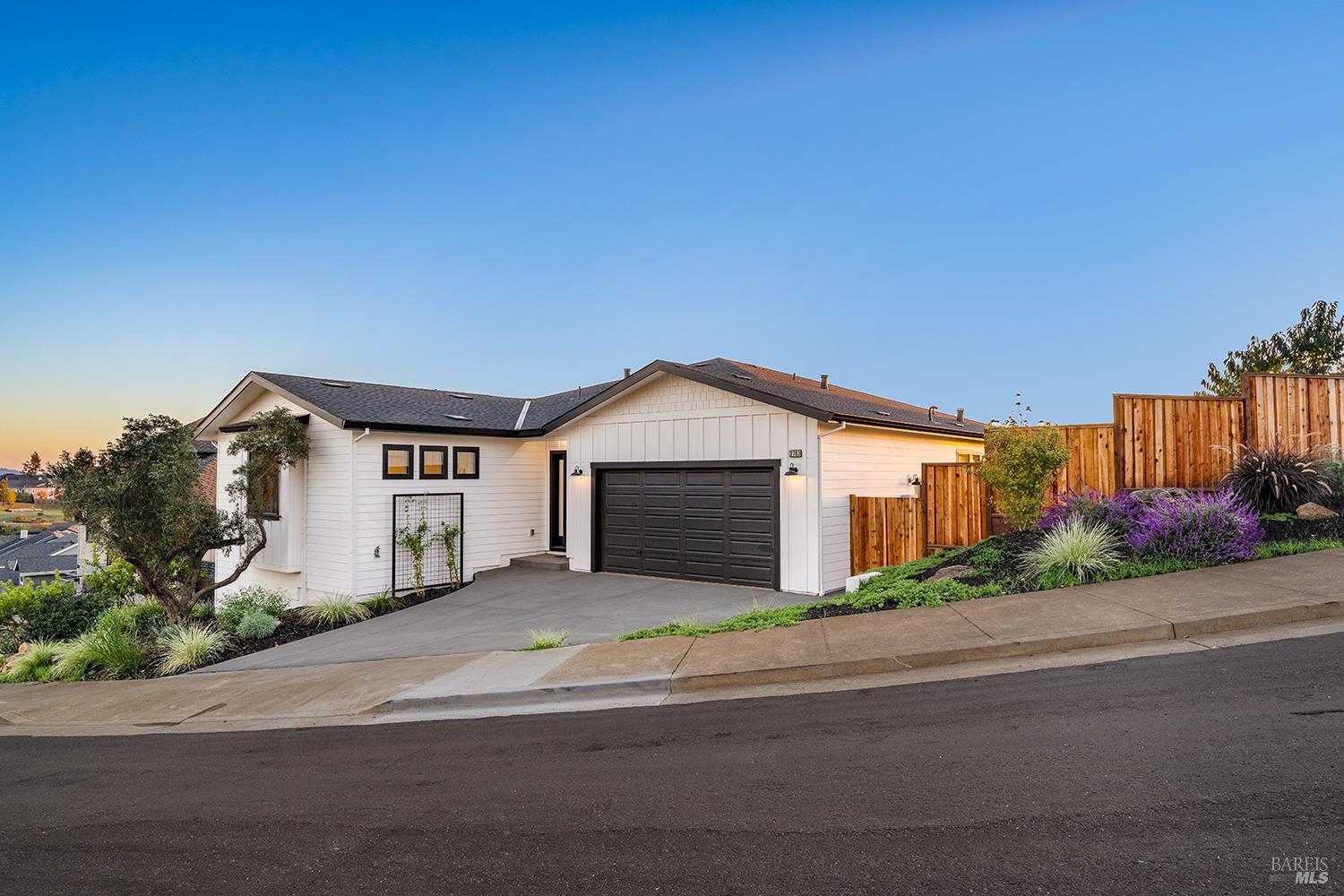 Detail Gallery Image 44 of 44 For 3763 Paxton Pl, Santa Rosa,  CA 95403 - 4 Beds | 4 Baths