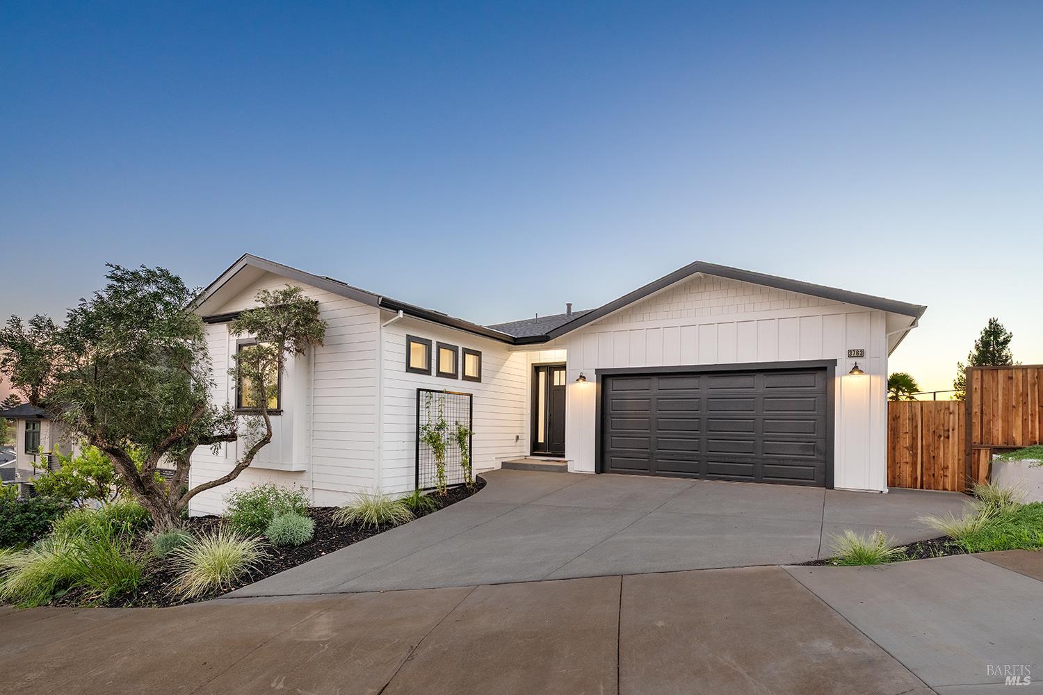 Detail Gallery Image 43 of 44 For 3763 Paxton Pl, Santa Rosa,  CA 95403 - 4 Beds | 4 Baths