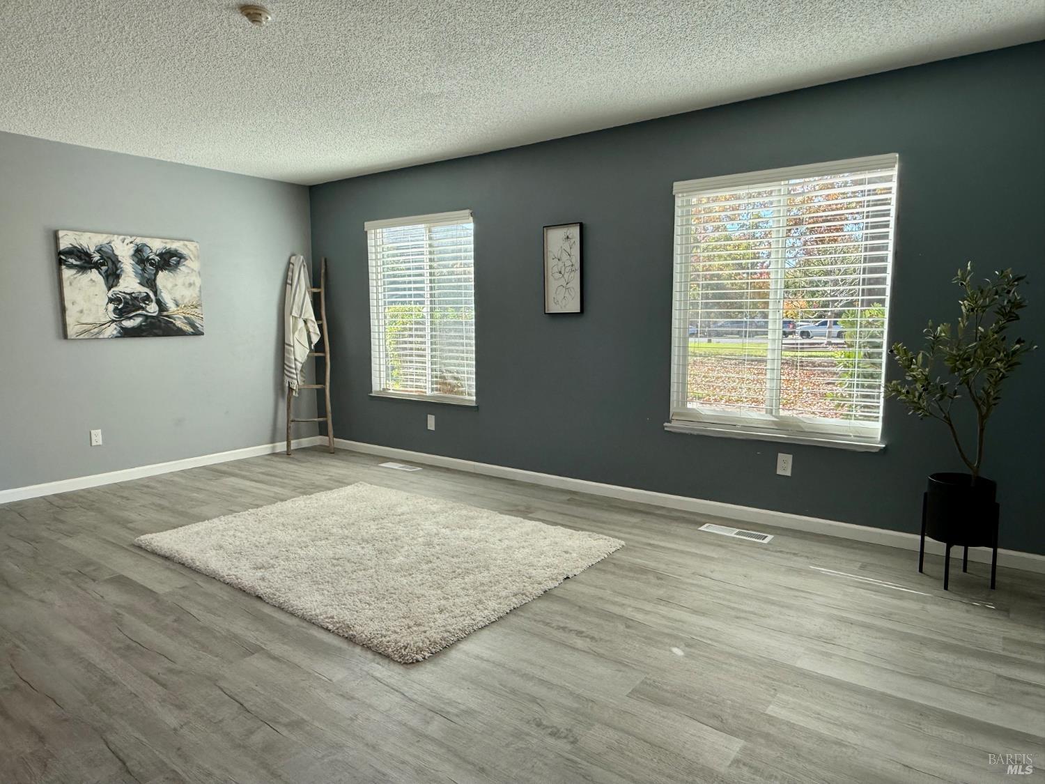 Detail Gallery Image 5 of 18 For 300 Stony Point Rd #191,  Santa Rosa,  CA 95401 - 2 Beds | 1/1 Baths