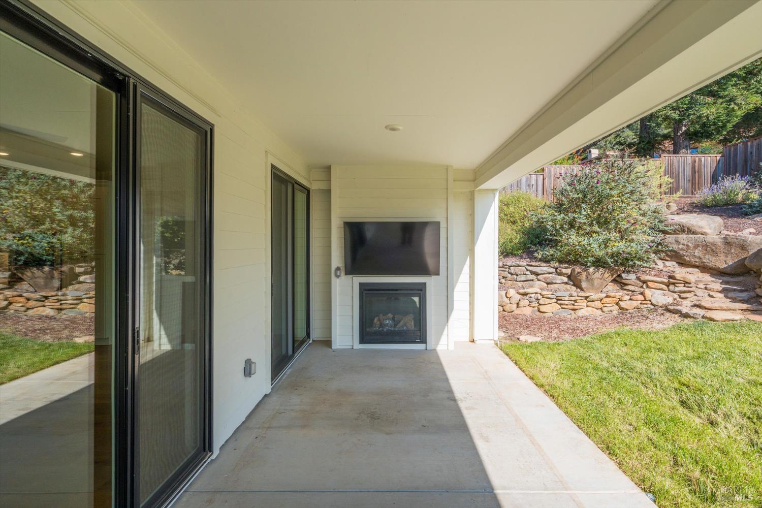 Detail Gallery Image 65 of 87 For 1980 Bent Tree Pl, Santa Rosa,  CA 95404 - 4 Beds | 3 Baths