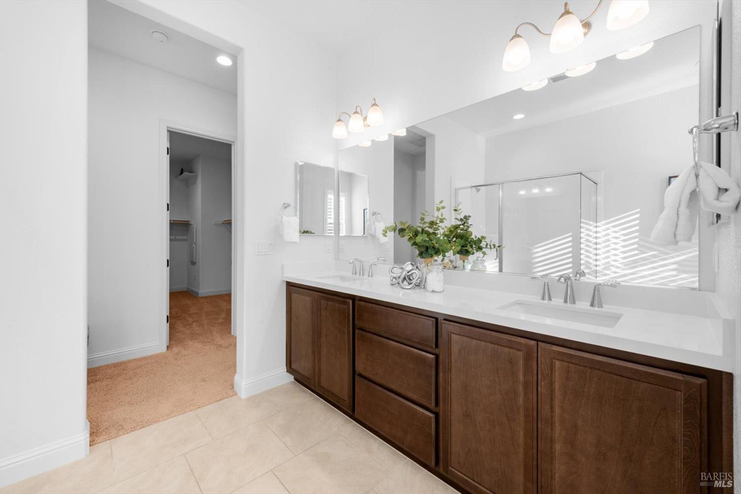 Detail Gallery Image 58 of 97 For 6012 Peacock Ct, Vacaville,  CA 95688 - 3 Beds | 3/1 Baths