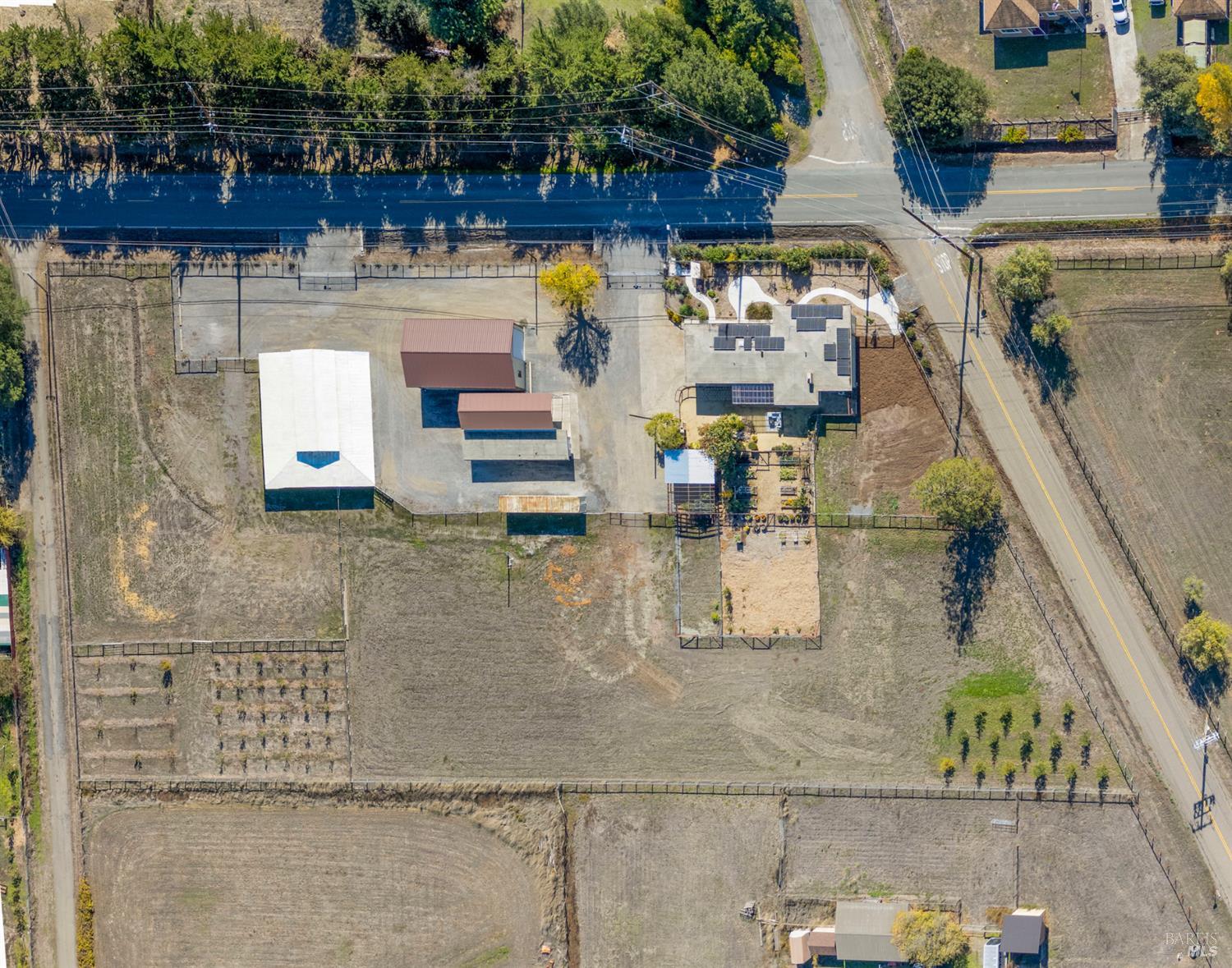 Detail Gallery Image 3 of 78 For 505 E Railroad Ave, Cotati,  CA 94931 - 4 Beds | 2 Baths