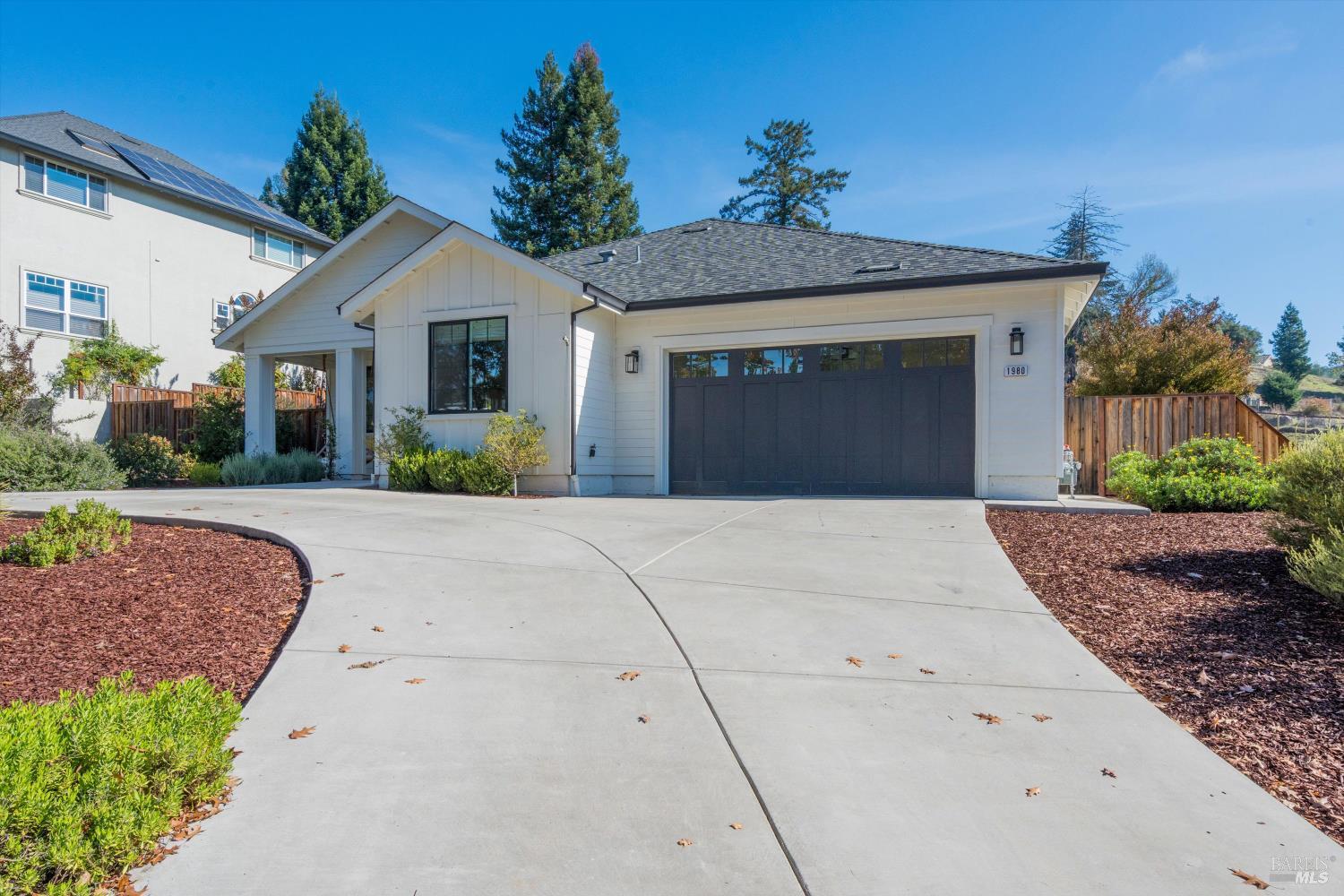 Detail Gallery Image 7 of 87 For 1980 Bent Tree Pl, Santa Rosa,  CA 95404 - 4 Beds | 3 Baths