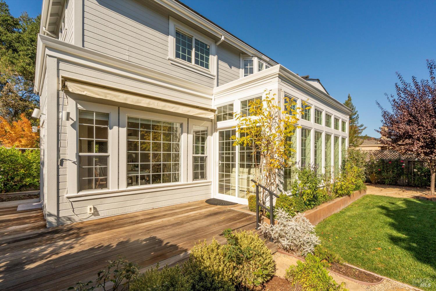 Detail Gallery Image 28 of 36 For 760 5th St, Sonoma,  CA 95476 - 3 Beds | 2/1 Baths