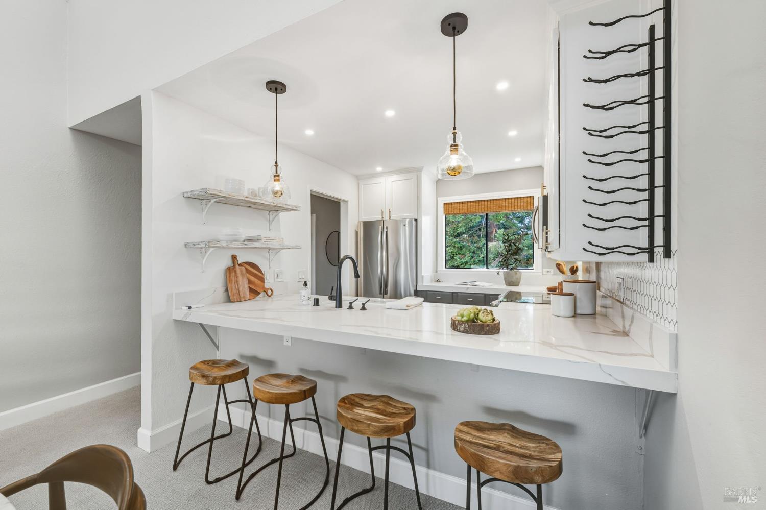 Detail Gallery Image 9 of 27 For 945 via Casitas Unkn #248,  Greenbrae,  CA 94904 - 2 Beds | 2 Baths