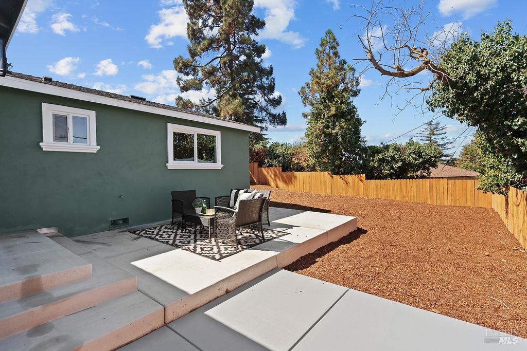 Detail Gallery Image 31 of 38 For 121 La Brea St, Vallejo,  CA 94591 - 3 Beds | 2 Baths