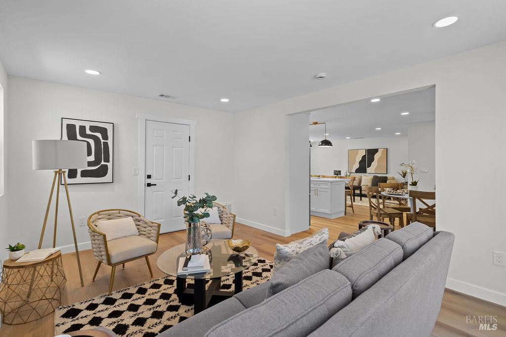 Detail Gallery Image 18 of 38 For 121 La Brea St, Vallejo,  CA 94591 - 3 Beds | 2 Baths