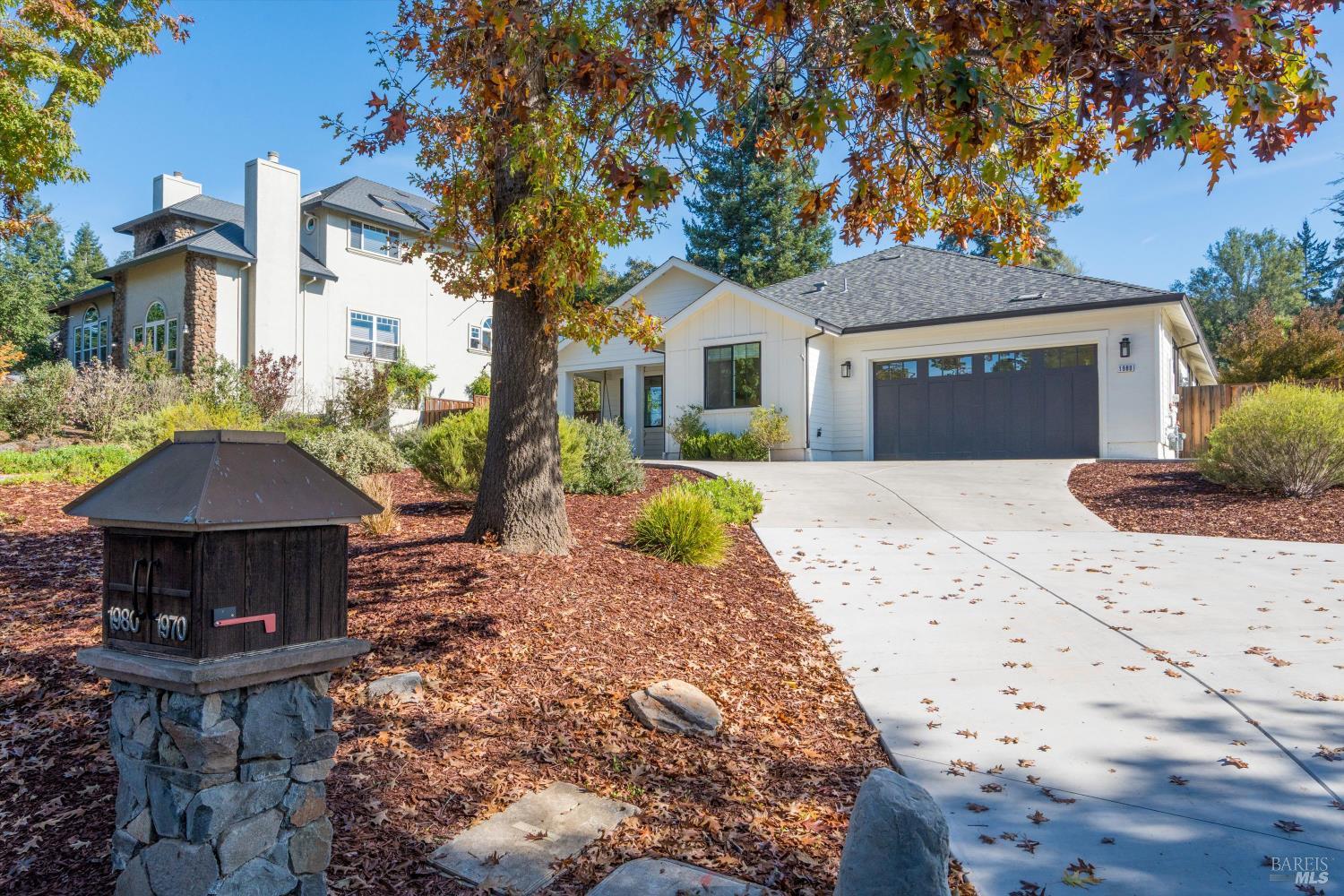 Detail Gallery Image 6 of 87 For 1980 Bent Tree Pl, Santa Rosa,  CA 95404 - 4 Beds | 3 Baths