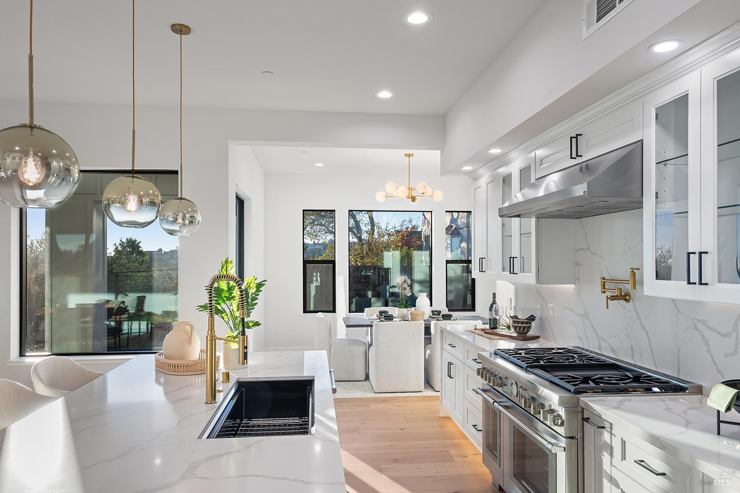 Detail Gallery Image 22 of 53 For 3749 Sawgrass Pl, Santa Rosa,  CA 95403 - 4 Beds | 4 Baths