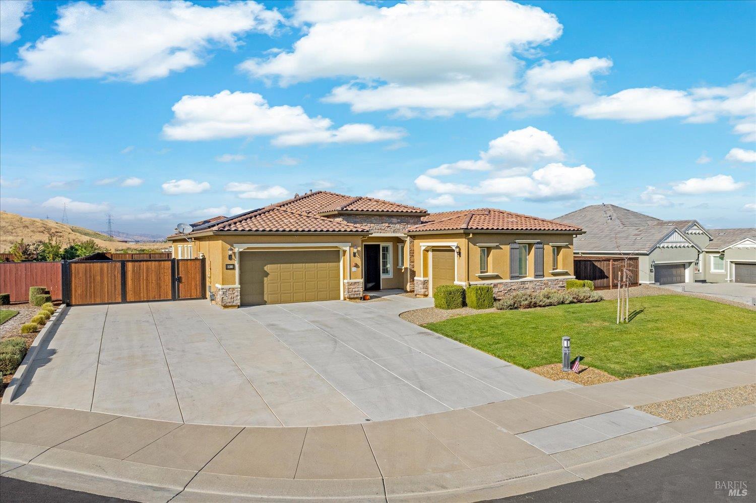 Front Image Thumbnail for BA325092745