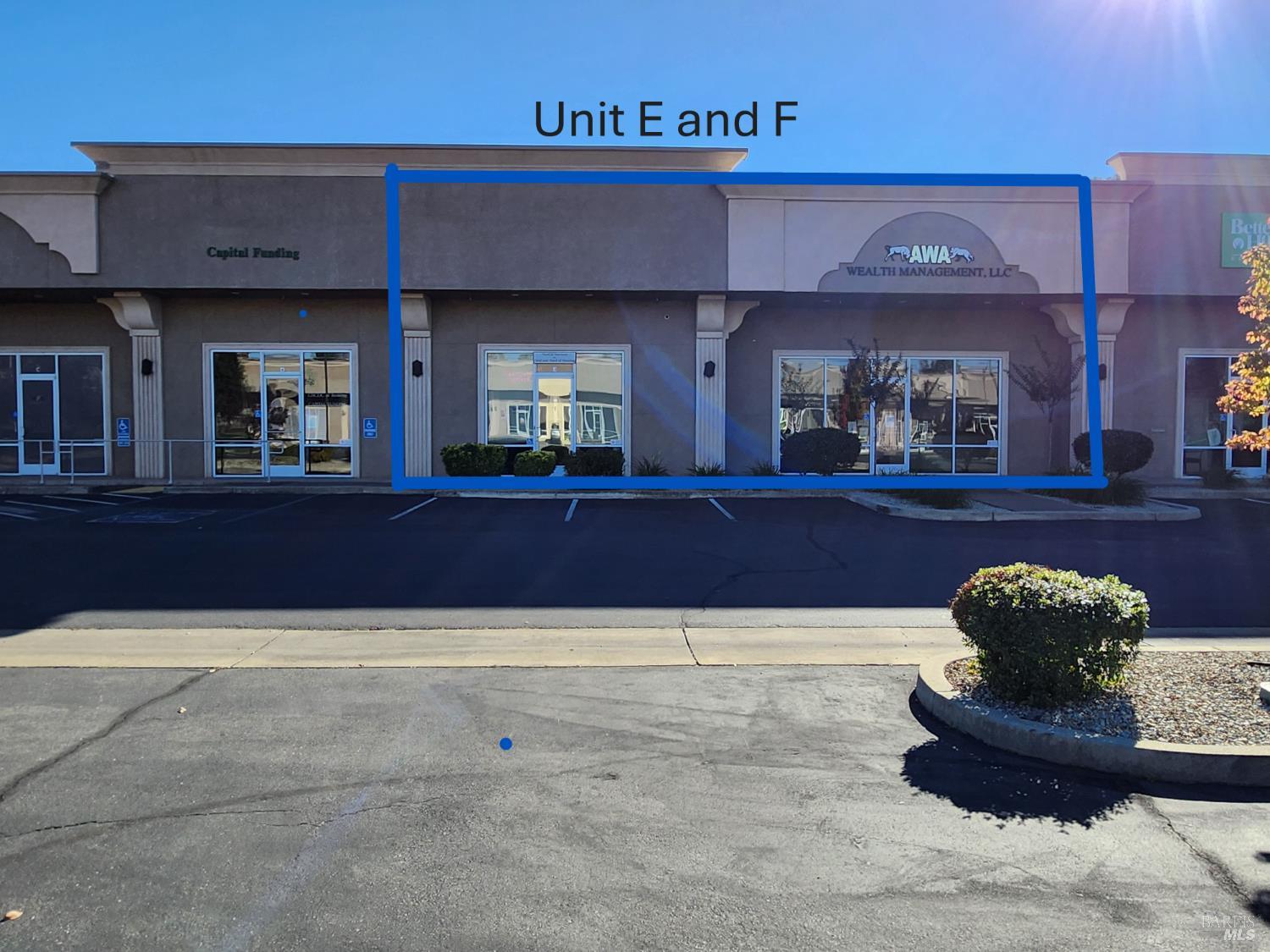 Detail Gallery Image 5 of 5 For 2650 Larkspur Ln #E,  Redding,  CA 96002 - – Beds | – Baths