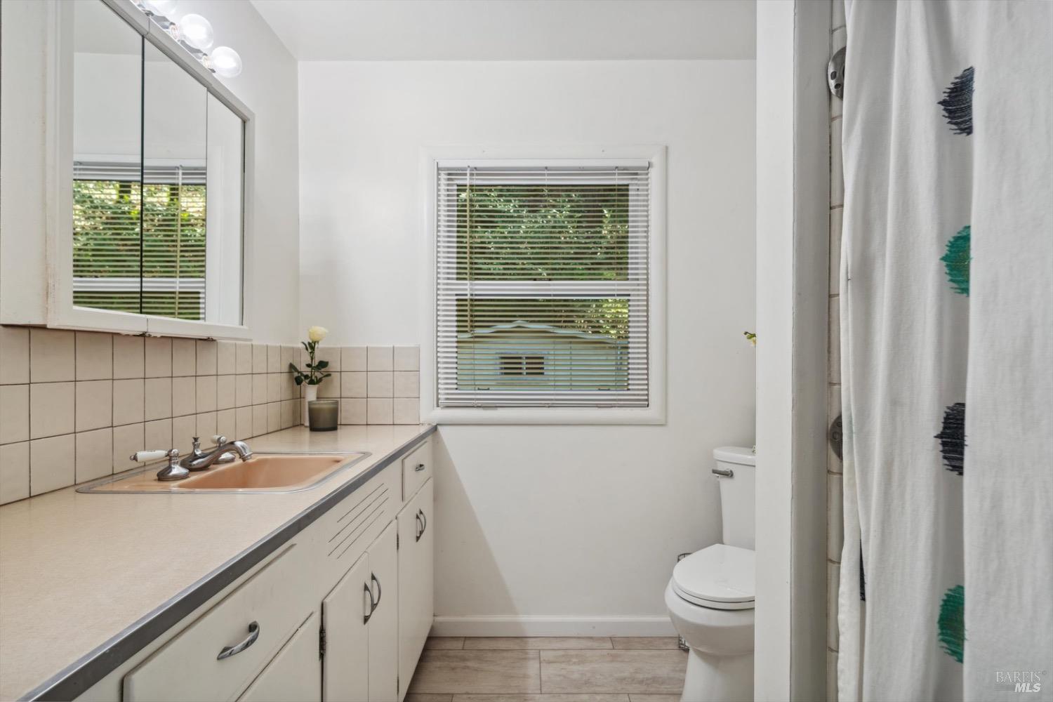 Detail Gallery Image 15 of 50 For 3150 Calistoga Rd, Santa Rosa,  CA 95404 - – Beds | – Baths