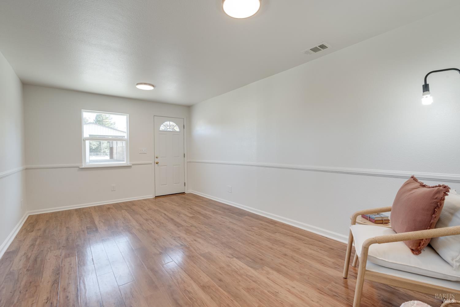 Detail Gallery Image 27 of 78 For 505 E Railroad Ave, Cotati,  CA 94931 - 4 Beds | 2 Baths