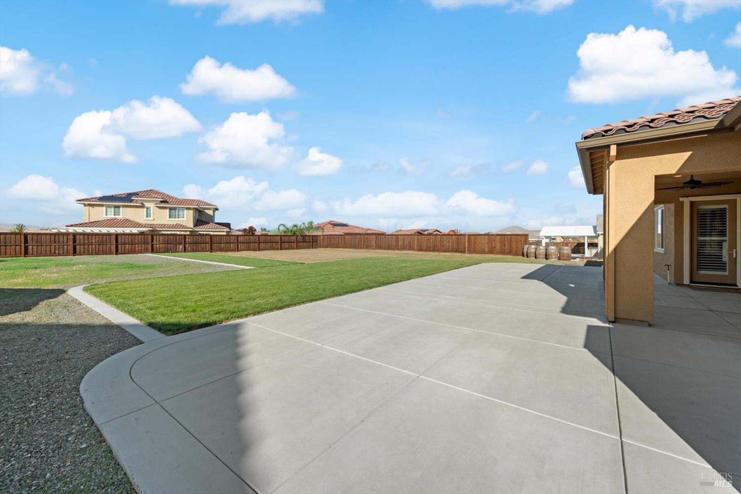 Detail Gallery Image 82 of 97 For 6012 Peacock Ct, Vacaville,  CA 95688 - 3 Beds | 3/1 Baths