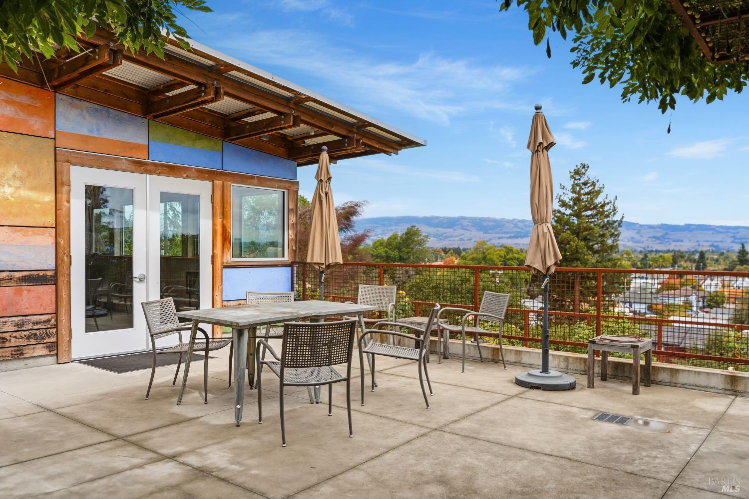 Detail Gallery Image 37 of 88 For 732 Keller Ct, Petaluma,  CA 94952 - 2 Beds | 2/1 Baths