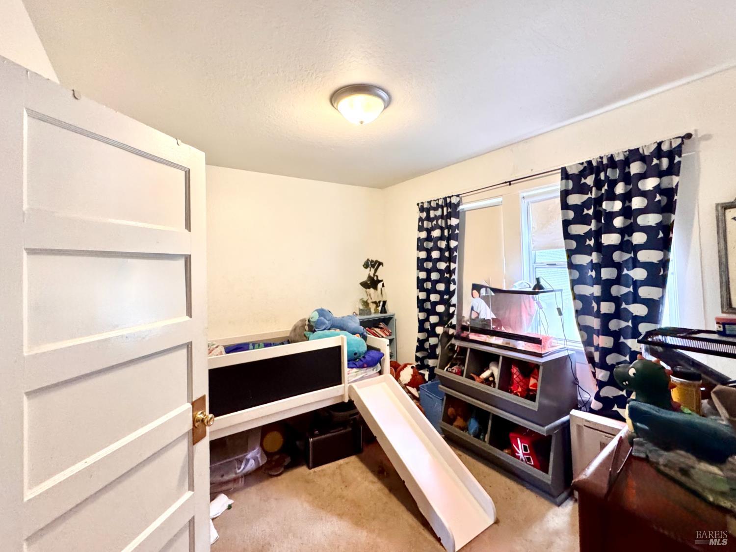 Detail Gallery Image 20 of 27 For 55 Park Rd, Fairfax,  CA 94930 - 11 Beds | 6/2 Baths