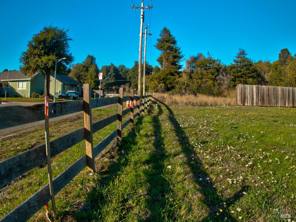 Detail Gallery Image 3 of 6 For 104 N Dana St, Fort Bragg,  CA 95437 - – Beds | – Baths