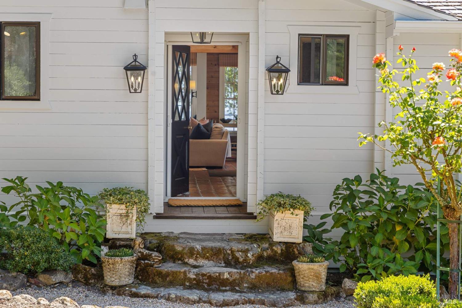 Detail Gallery Image 5 of 40 For 2700 Warrington Rd, Santa Rosa,  CA 95404 - 2 Beds | 2 Baths