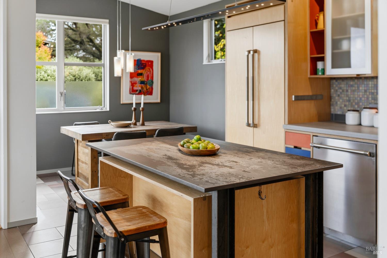 Detail Gallery Image 9 of 88 For 732 Keller Ct, Petaluma,  CA 94952 - 2 Beds | 2/1 Baths