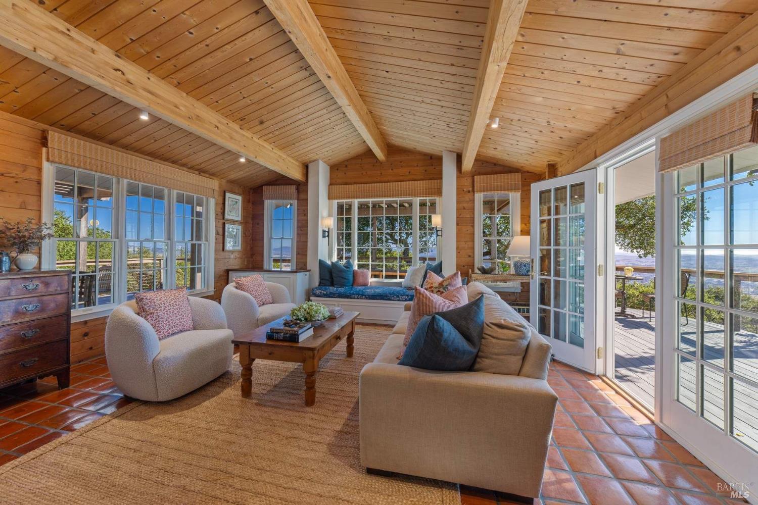 Detail Gallery Image 10 of 40 For 2700 Warrington Rd, Santa Rosa,  CA 95404 - 2 Beds | 2 Baths