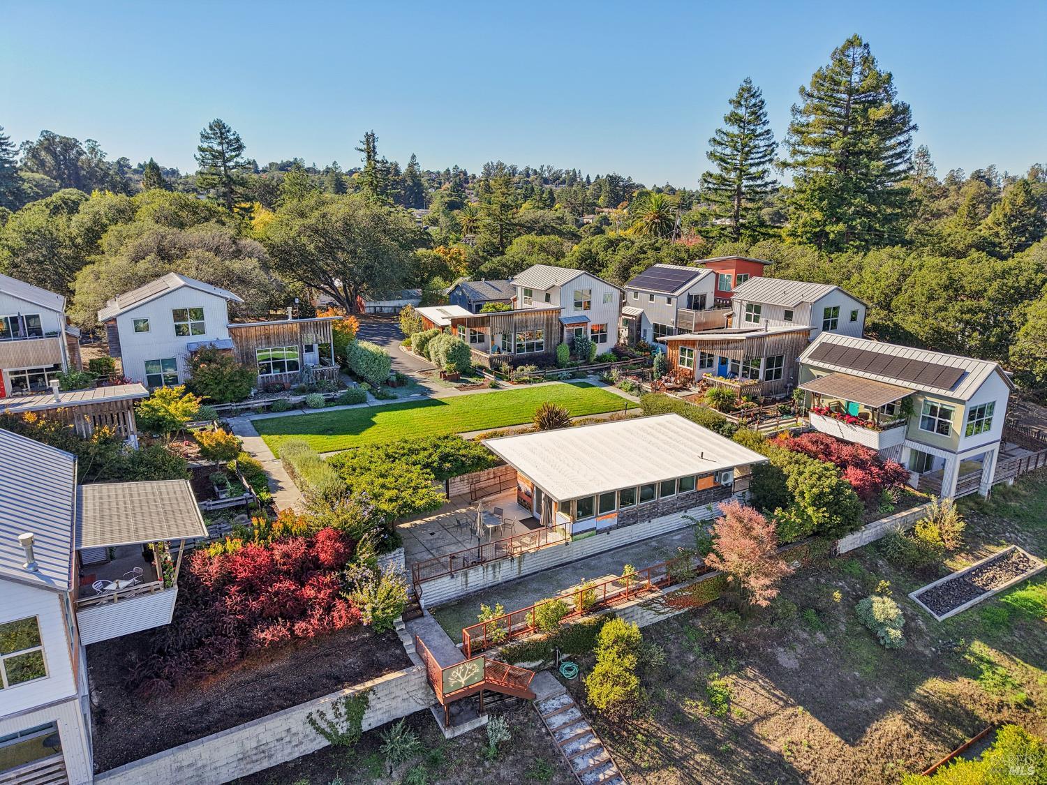 Detail Gallery Image 65 of 88 For 732 Keller Ct, Petaluma,  CA 94952 - 2 Beds | 2/1 Baths