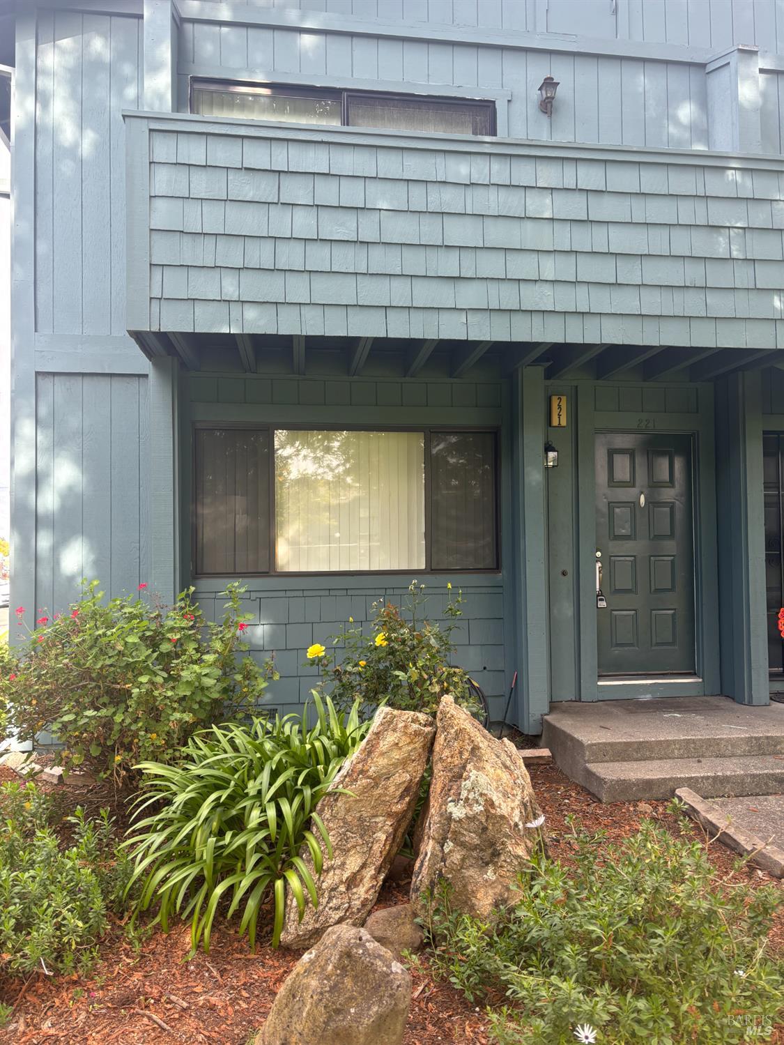 Front Image Thumbnail for BA325096197