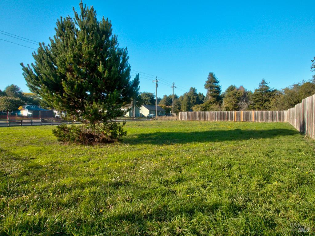 Detail Gallery Image 4 of 7 For 104 N Dana St, Fort Bragg,  CA 95437 - – Beds | – Baths