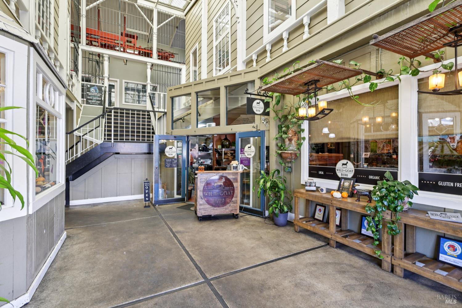 Detail Gallery Image 83 of 88 For 732 Keller Ct, Petaluma,  CA 94952 - 2 Beds | 2/1 Baths