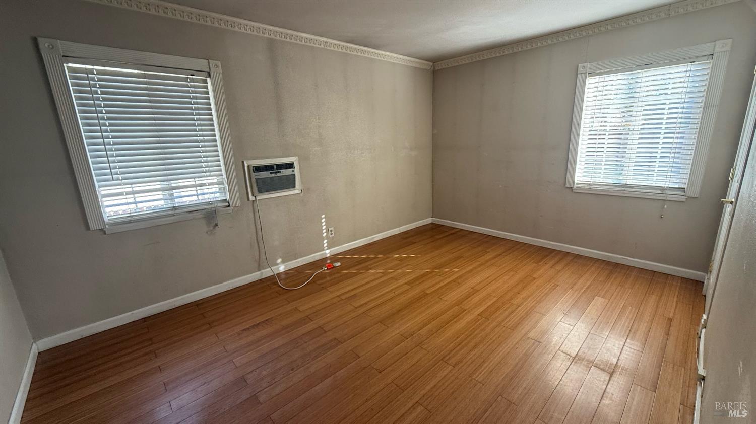 Detail Gallery Image 4 of 14 For 1046 Maple Ave, Vallejo,  CA 94591 - 2 Beds | 1 Baths