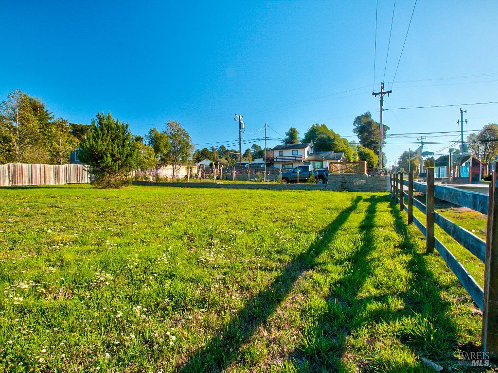 Detail Gallery Image 2 of 7 For 104 N Dana St, Fort Bragg,  CA 95437 - – Beds | – Baths