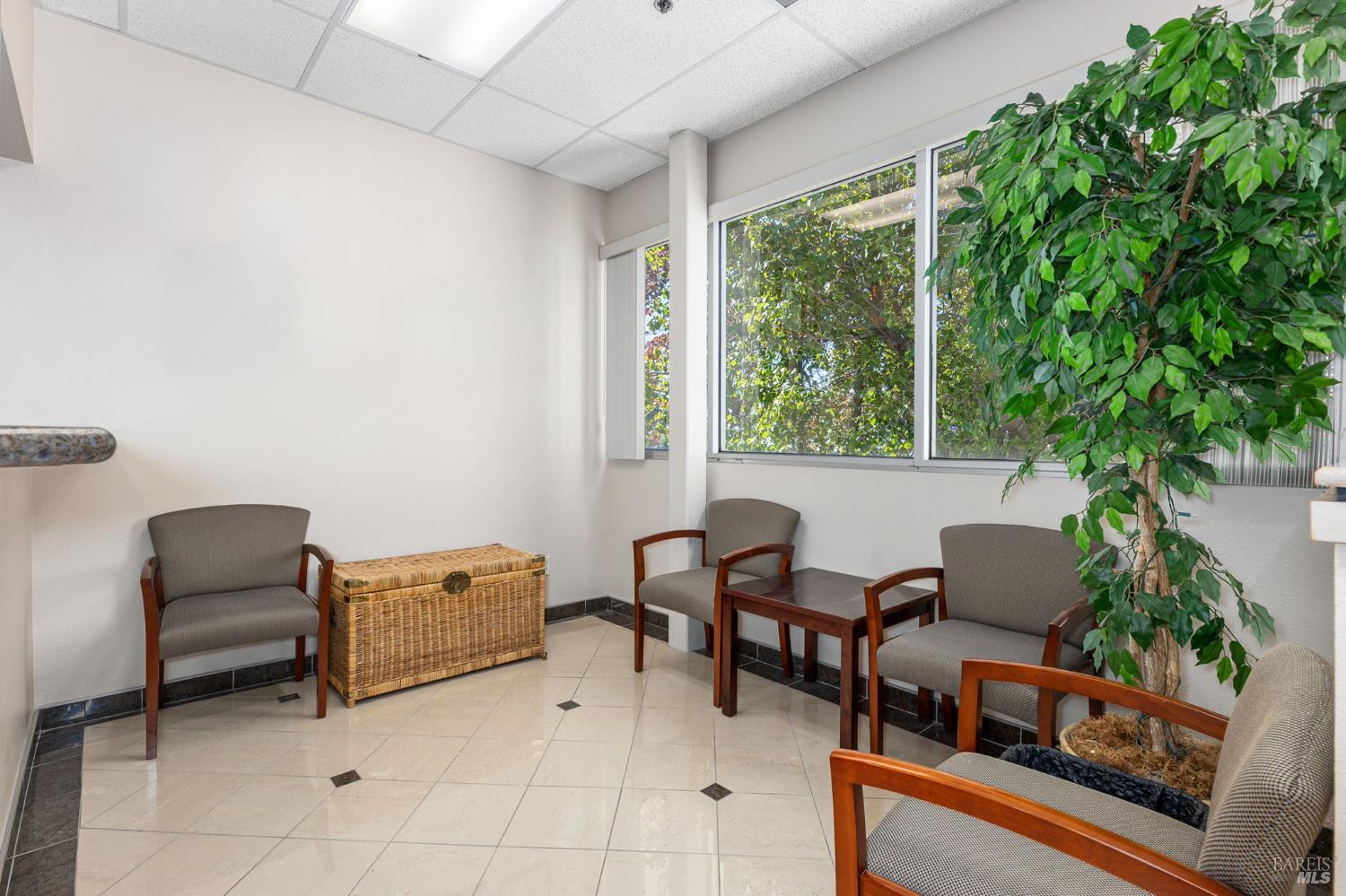 Detail Gallery Image 8 of 19 For 425 Merchant St #200,  Vacaville,  CA 95688 - – Beds | – Baths