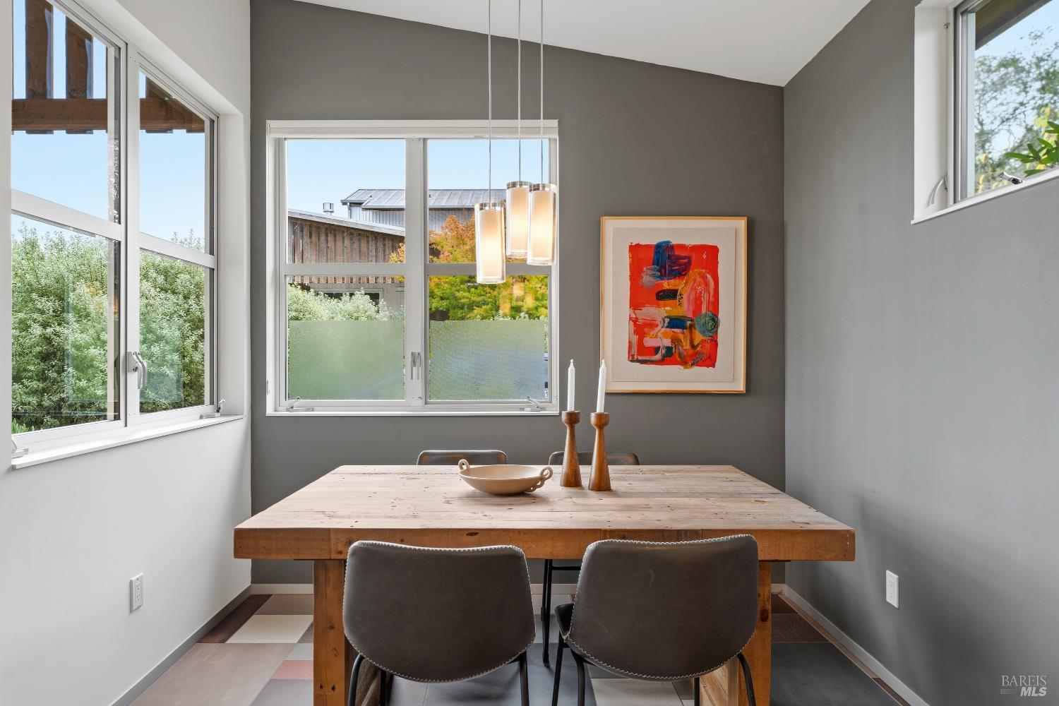 Detail Gallery Image 14 of 88 For 732 Keller Ct, Petaluma,  CA 94952 - 2 Beds | 2/1 Baths