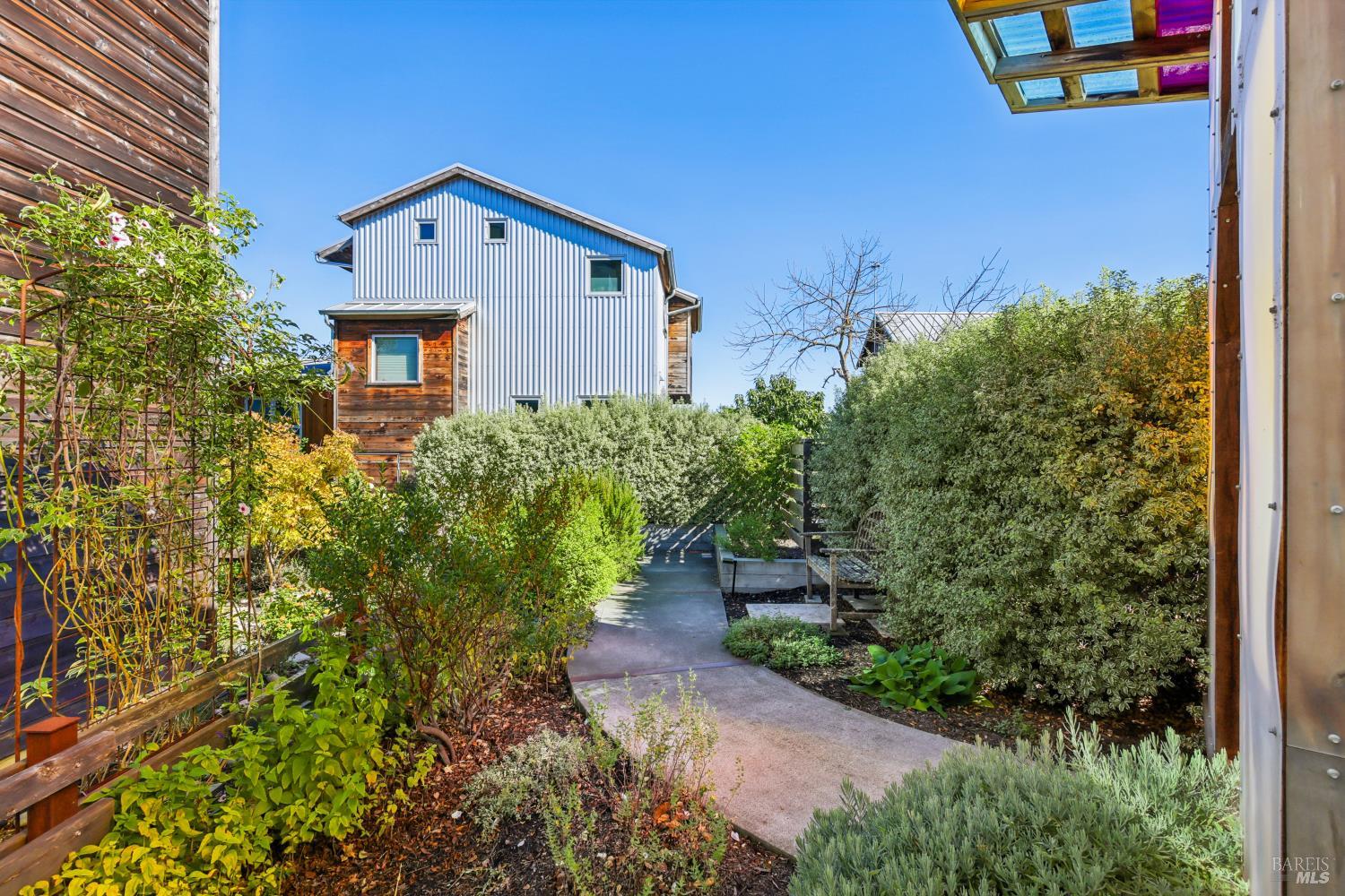 Detail Gallery Image 61 of 88 For 732 Keller Ct, Petaluma,  CA 94952 - 2 Beds | 2/1 Baths