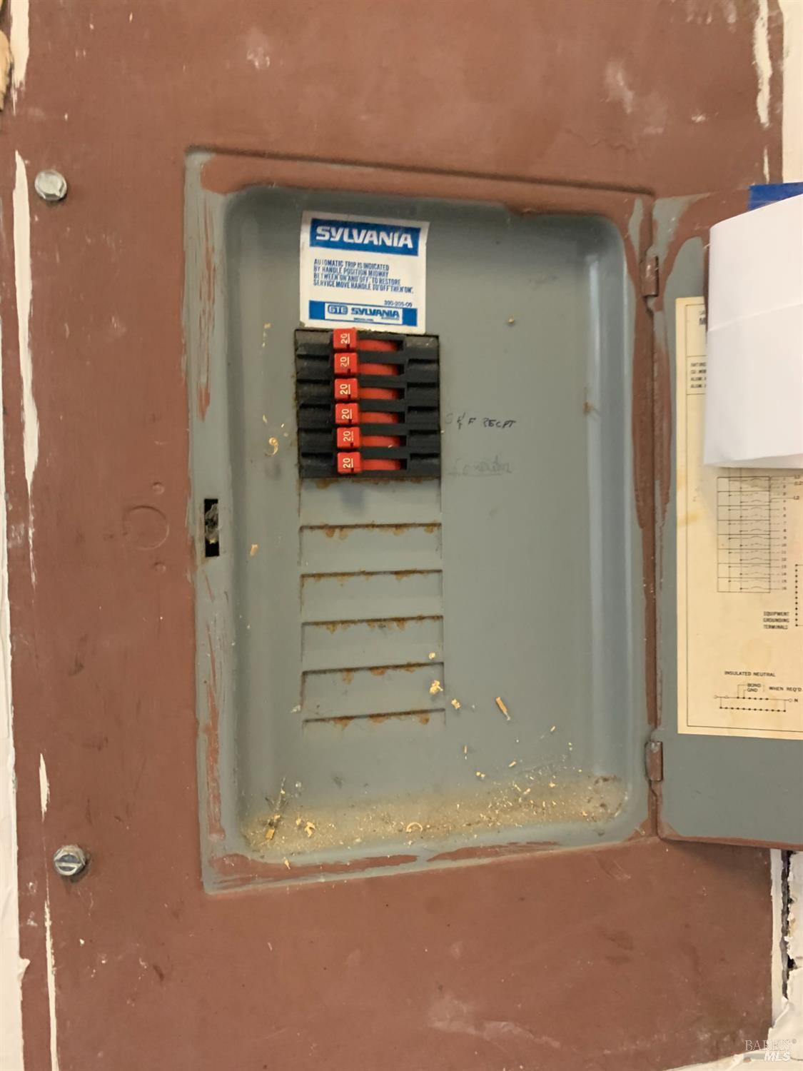 Detail Gallery Image 5 of 9 For 11 Poco Way #F,  American Canyon,  CA 94503 - – Beds | – Baths