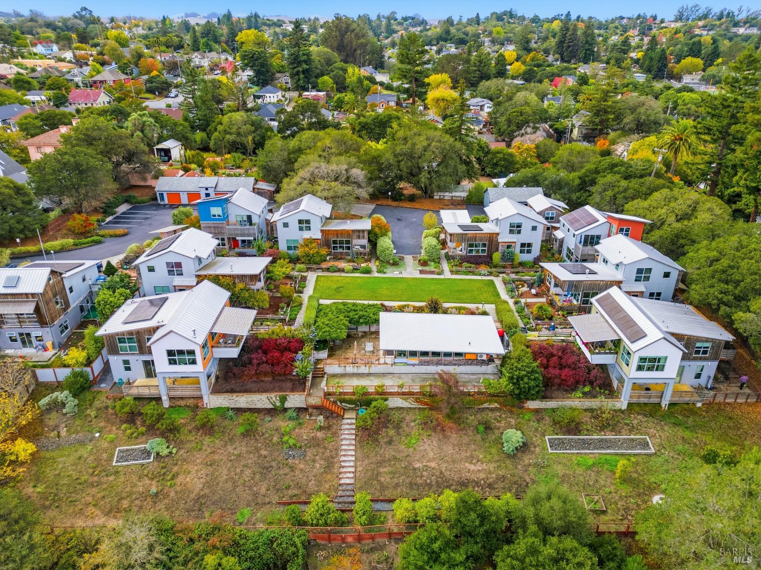 Detail Gallery Image 44 of 88 For 732 Keller Ct, Petaluma,  CA 94952 - 2 Beds | 2/1 Baths