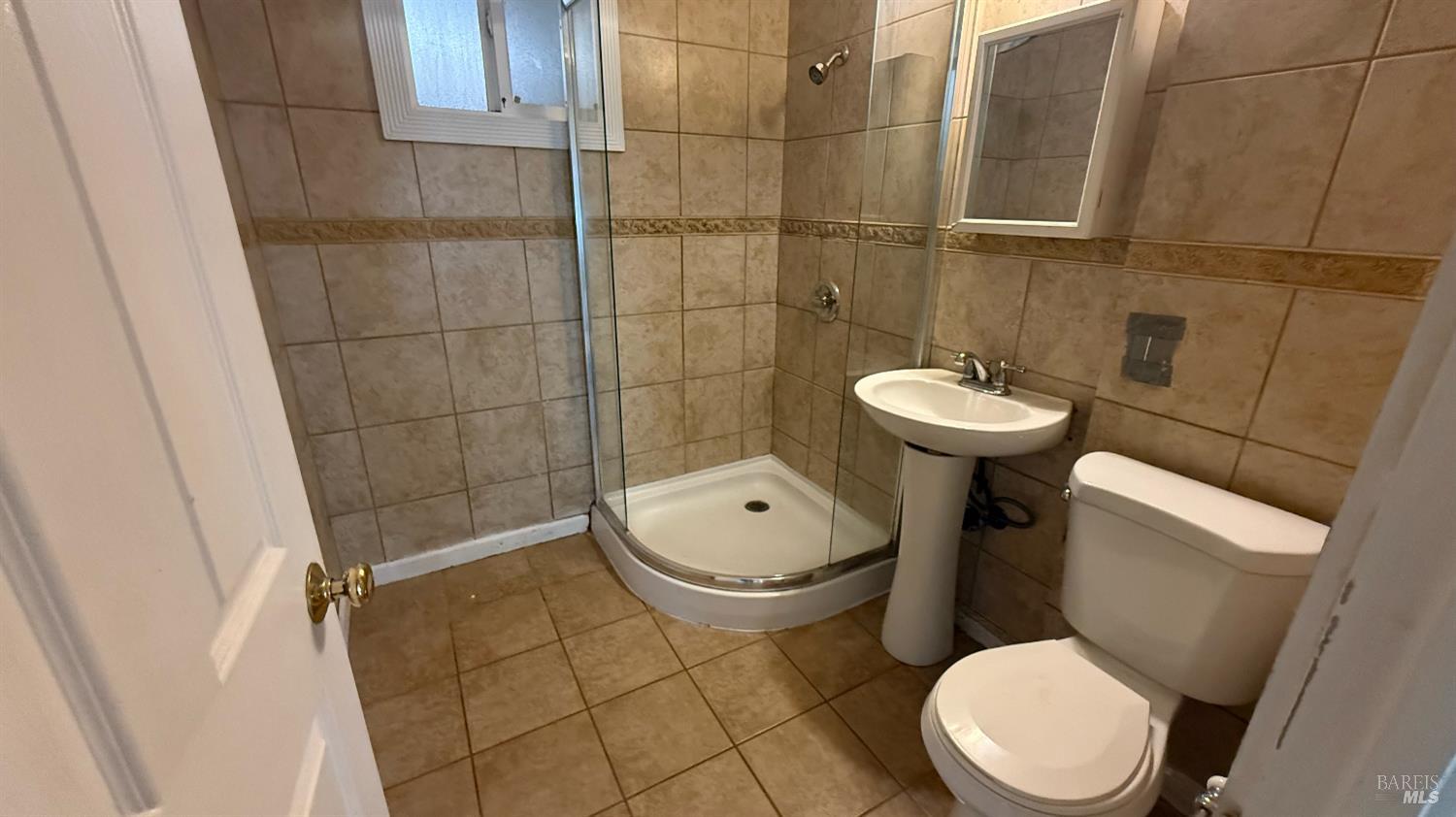 Detail Gallery Image 11 of 14 For 1046 Maple Ave, Vallejo,  CA 94591 - 2 Beds | 1 Baths