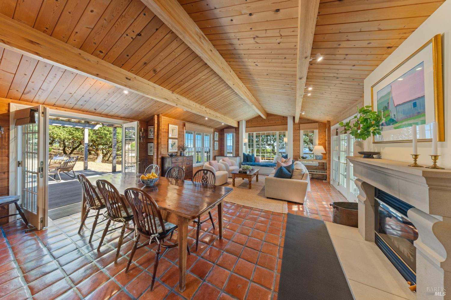 Detail Gallery Image 11 of 40 For 2700 Warrington Rd, Santa Rosa,  CA 95404 - 2 Beds | 2 Baths