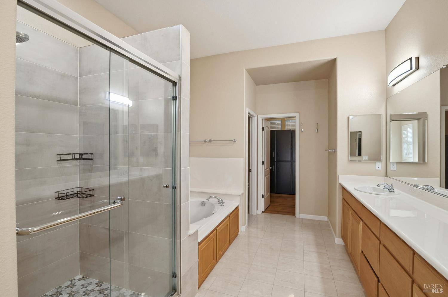 Detail Gallery Image 29 of 44 For 425 Dawson Creek Dr, Fairfield,  CA 94534 - 3 Beds | 2/1 Baths