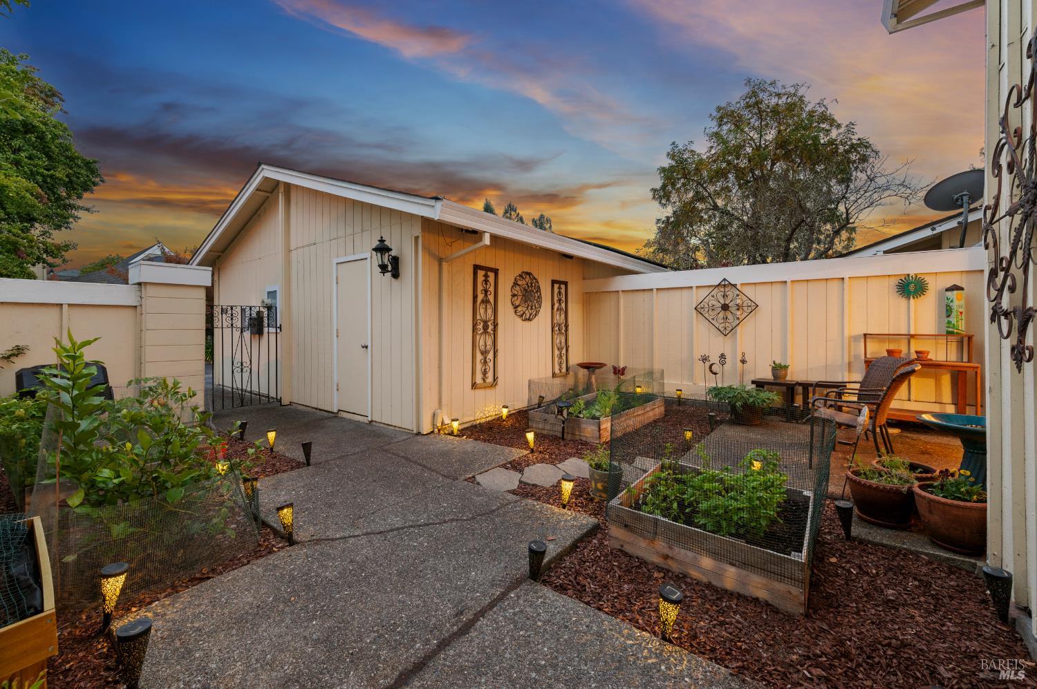 1804 Arroyo Sierra Circle