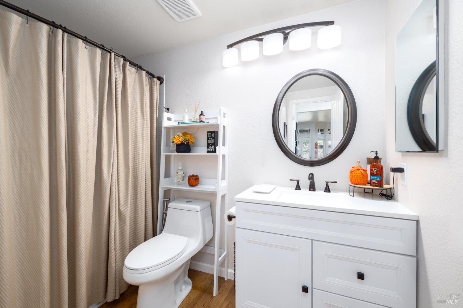 Detail Gallery Image 25 of 35 For 2480 Lemur St, Santa Rosa,  CA 95401 - 4 Beds | 3 Baths